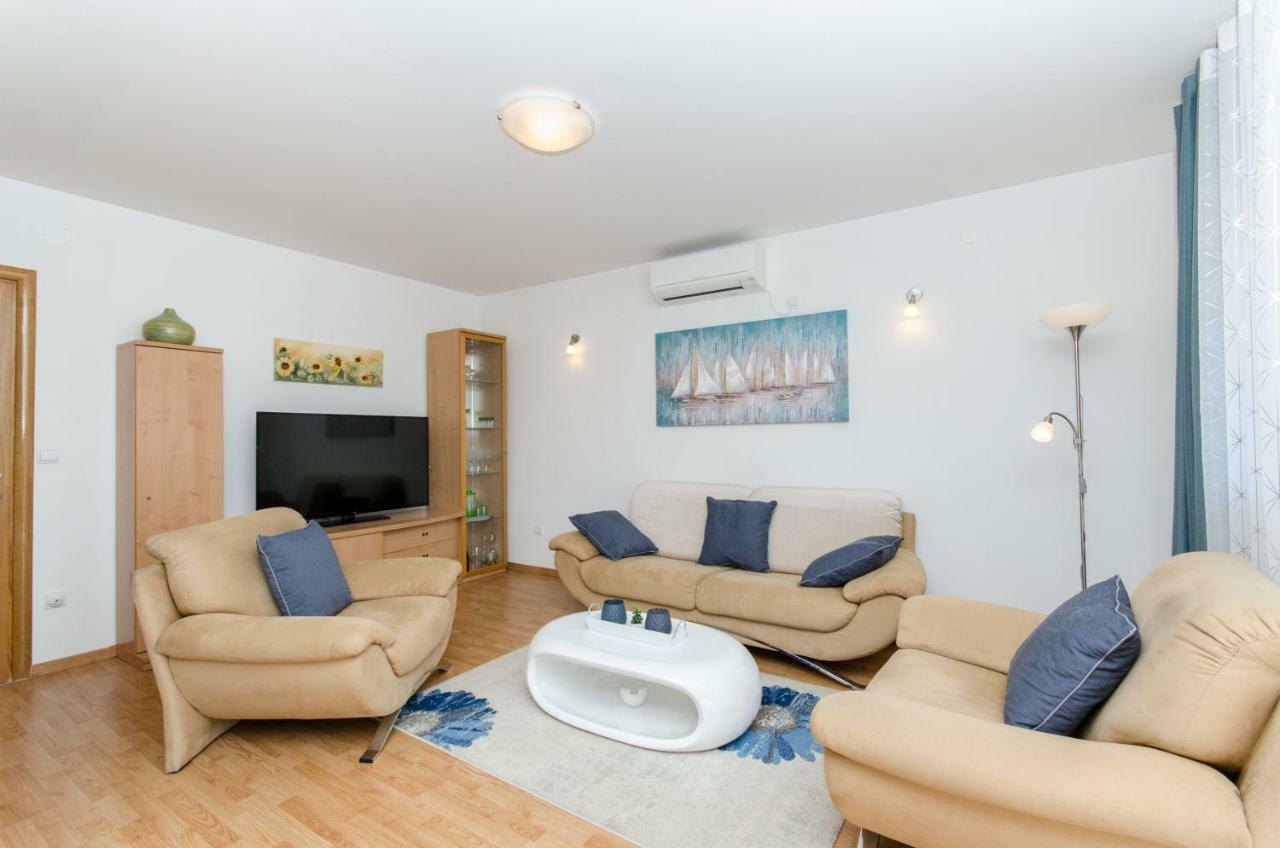 Dalmatian Village Charm - Spacious Villa With Pool Near Trogir Primorski Dolac Exteriér fotografie